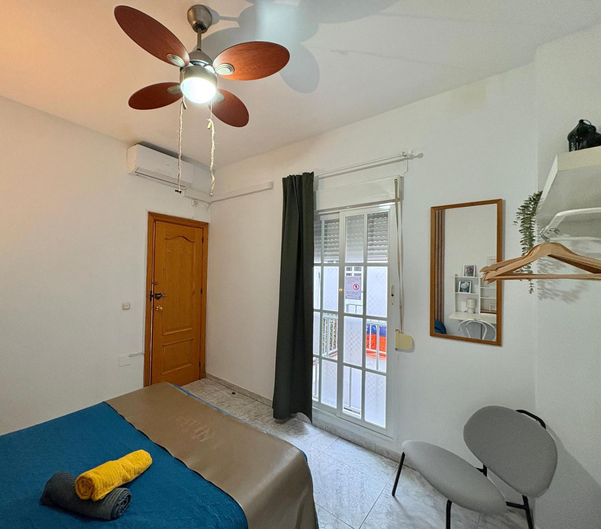 Habitación en Calle Molino Málaga Exterior foto